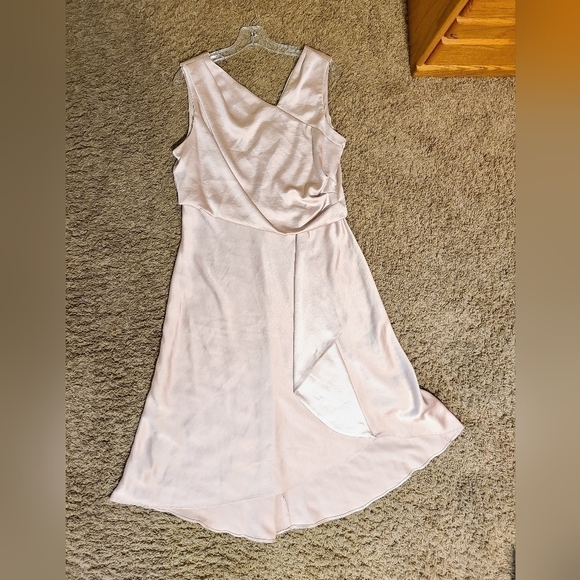 Taylor satin champaign color dress size 14P - Picture 3 of 15